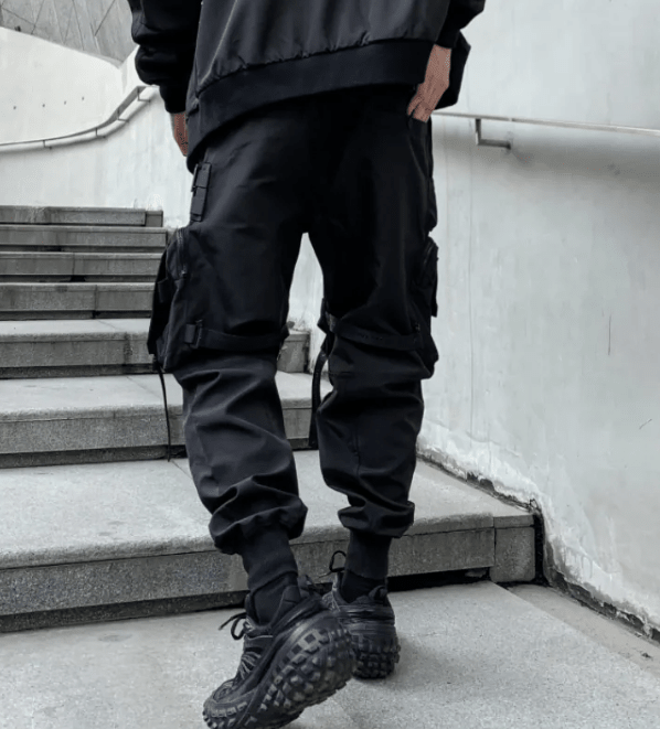 Men's Zen functional leggings, black joggers with athletic fit and stretch fabric, ideal for workout and casual wear