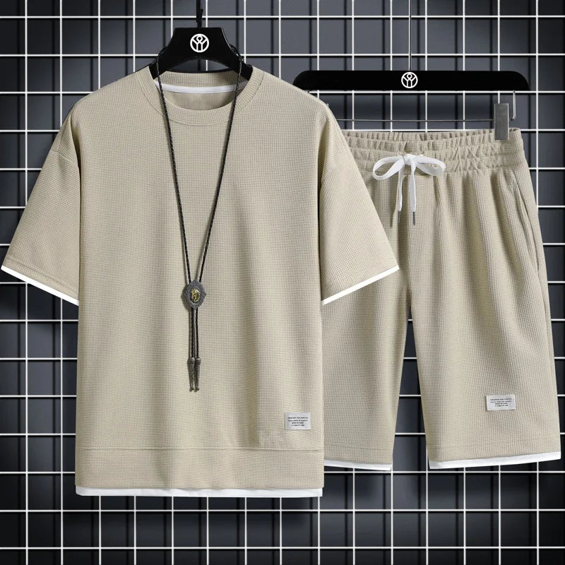 Memories but Unique men's summer short sleeve and shorts two-piece set, casual sports tracksuit, comfortable and oversized for relaxed wear.