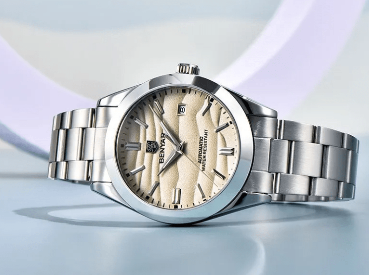 Luminous men's mechanical watch by Zen, showcasing a sleek jewelry design with luminous dial and classic stainless steel band.