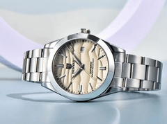 Luminous men's mechanical watch by Zen, showcasing a sleek jewelry design with luminous dial and classic stainless steel band.